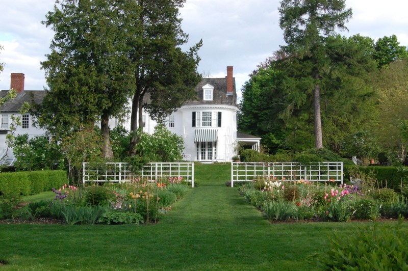 Stevens Coolidge Place - Gardens